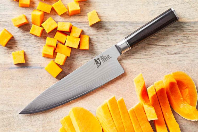 Why Damascus Knives Are Perfect for All Kitchen Purposes